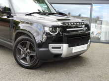 Land Rover Defender 90 P300 SE