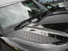 Land Rover Defender 90 P300 SE