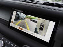 Land Rover Defender 90 P300 SE