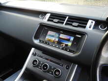 Land Rover Range Rover Sport SD V6 HSE