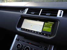 Land Rover Range Rover Sport SD V6 HSE
