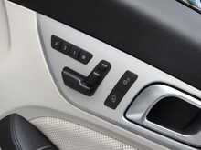 Mercedes-Benz SLK SLK55 V8 AMG