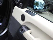 Land Rover Range Rover Sport SD V6 HSE