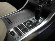 Land Rover Range Rover Sport SD V6 HSE