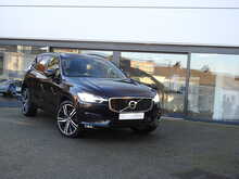 Volvo XC60 B5 MHEV R-Design Pro
