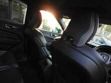 Volvo XC60 B5 MHEV R-Design Pro