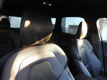 Volvo XC60 B5 MHEV R-Design Pro