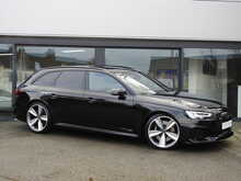 Audi RS4 Avant TFSI V6 Sport Edition