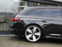 Audi RS4 Avant TFSI V6 Sport Edition