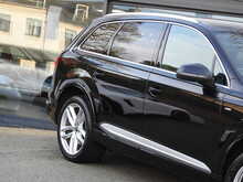 Audi Q7 TDI V6 S line