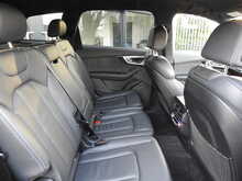 Audi Q7 TDI V6 S line
