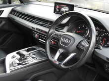 Audi Q7 TDI V6 S line