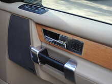 Land Rover Discovery 4 SD V6 HSE