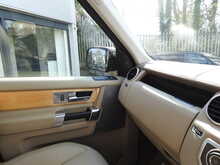 Land Rover Discovery 4 SD V6 HSE