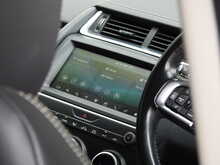 Jaguar E-PACE D180 R-Dynamic S