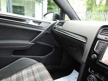 Volkswagen Golf TSI BlueMotion Tech GTI