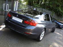 BMW 3 Series 320i SE