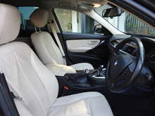 BMW 3 Series 320i SE