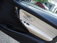 BMW 3 Series 320i SE