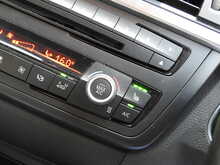 BMW 3 Series 320i SE