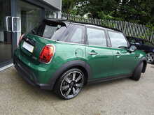 MINI Hatch Cooper Exclusive