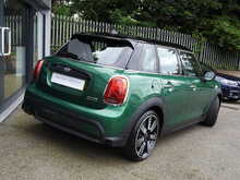 MINI Hatch Cooper Exclusive