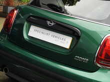 MINI Hatch Cooper Exclusive
