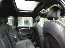 MINI Hatch Cooper Exclusive