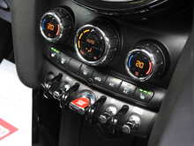 MINI Hatch Cooper Exclusive