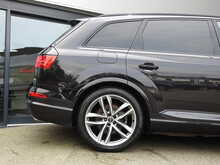 Audi Q7 TDI V6 Black Edition