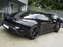Porsche Taycan Performance Plus Turbo 