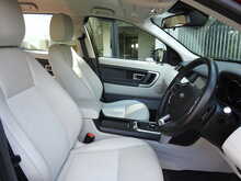 Land Rover Discovery Sport Si4 SE Tech