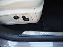 Maserati Levante D V6