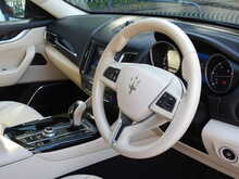 Maserati Levante D V6