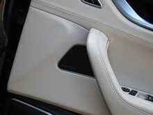 Maserati Levante D V6