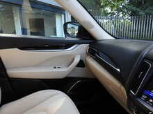 Maserati Levante D V6