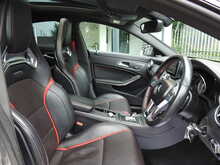 Mercedes-Benz CLA CLA45 AMG
