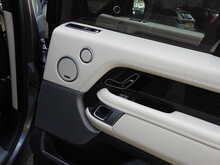Land Rover Range Rover P525 V8 Autobiography