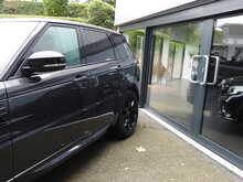 Land Rover Range Rover Sport D300 MHEV HSE Dynamic Black