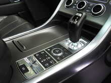 Land Rover Range Rover Sport SD V6 HSE Dynamic