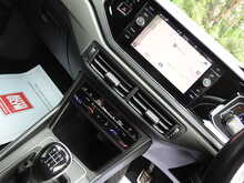 Volkswagen Taigo TSI R-Line