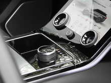 Land Rover Range Rover Velar P250 R-Dynamic HSE