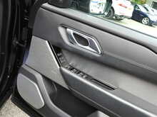 Land Rover Range Rover Velar P250 R-Dynamic HSE