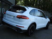 Porsche Cayenne T V8 Turbo