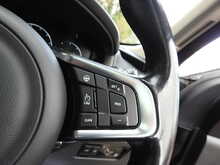 Jaguar F-PACE V6 S