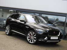 Jaguar F-PACE V6 S