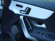 Mercedes-Benz CLA CLA180h MHEV AMG Line