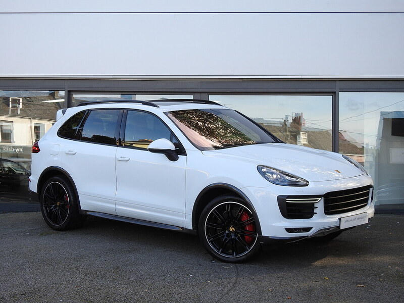 Porsche Cayenne, 4.8T V8 Turbo SUV 5dr Petrol TiptronicS 4WD Euro 6 (s/s) (520 ps)