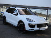 Porsche Cayenne T V8 Turbo
