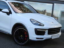 Porsche Cayenne T V8 Turbo
